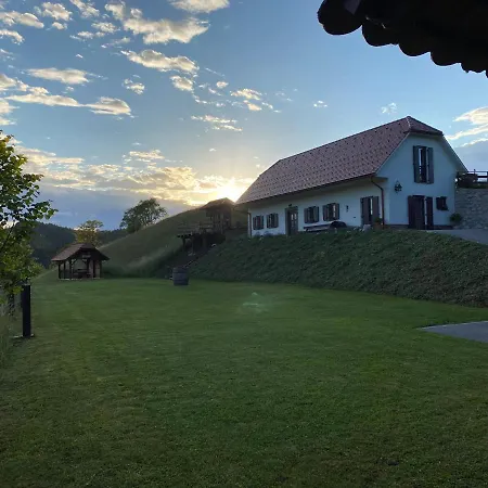 Farma Wooden Hut At Tourist Farm Artisek Store